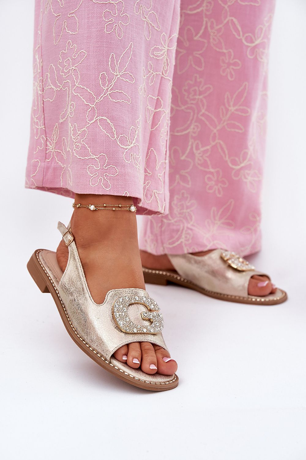 Sandals model 215706 Step in style