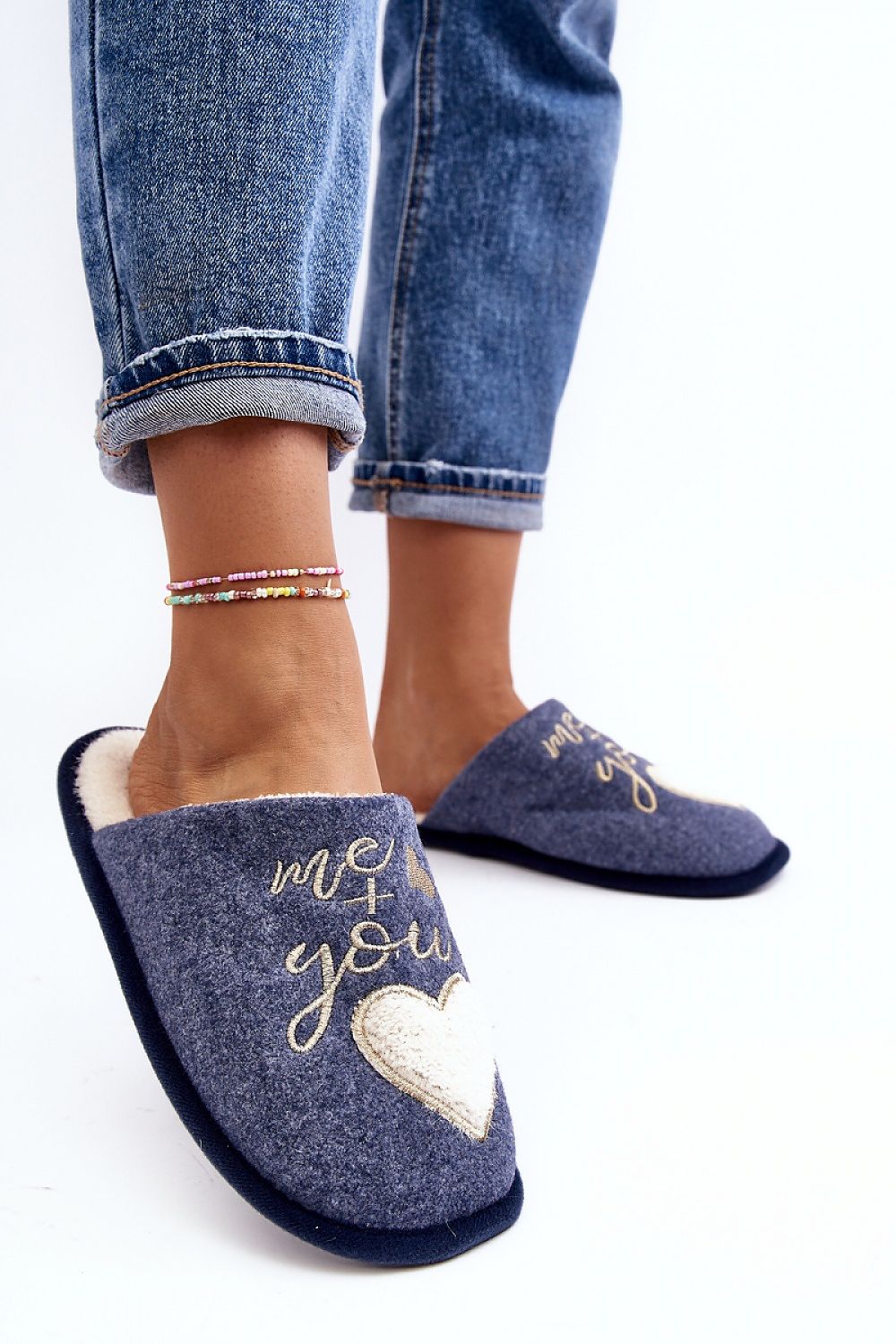  Slippers model 189103 Step in style 