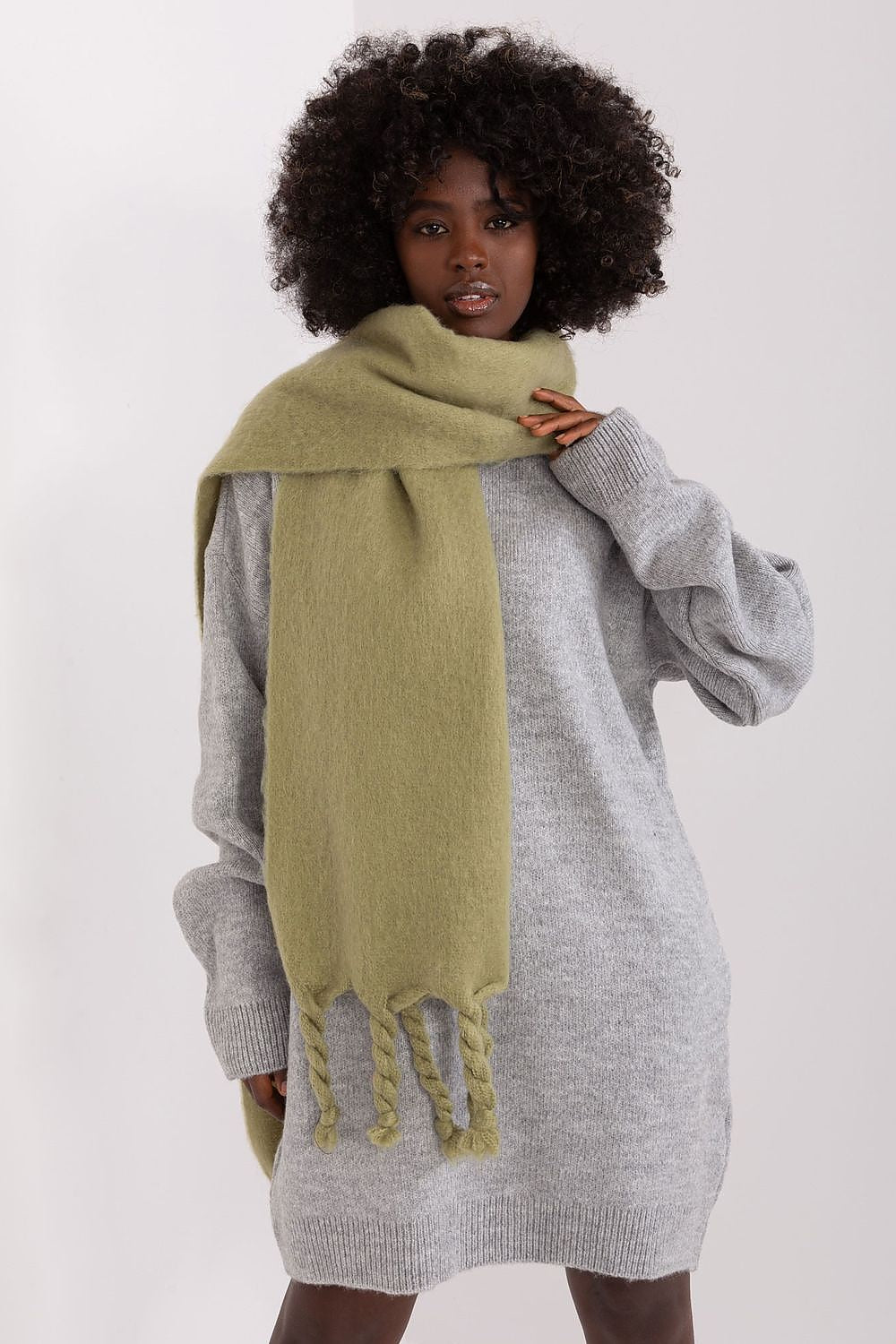  Shawl model 190580 AT 