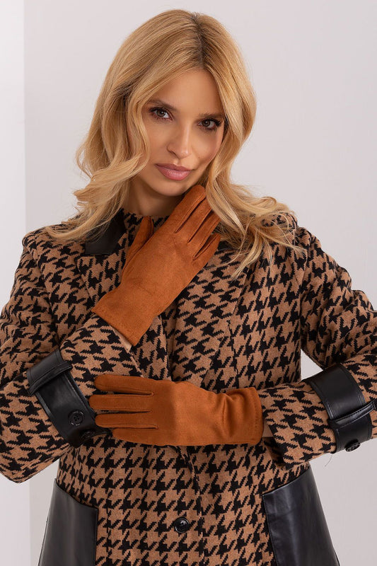  Gloves model 190825 AT 