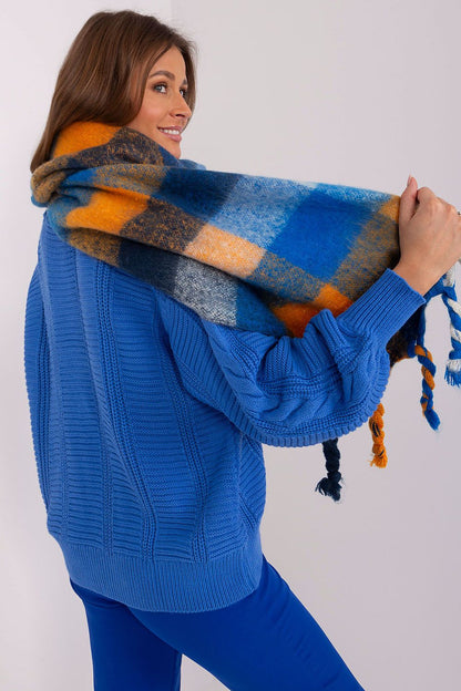  Shawl model 191716 AT 